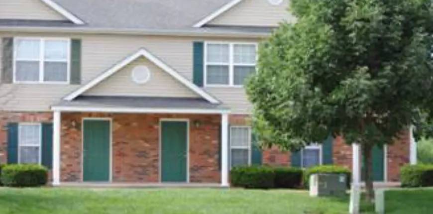 Parkview Ridge Traditional Townhouse (Edwardsville, IL)