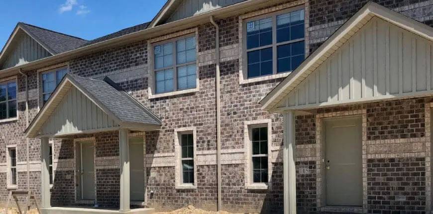 Rolling Oaks Townhomes (Collinsville, IL)